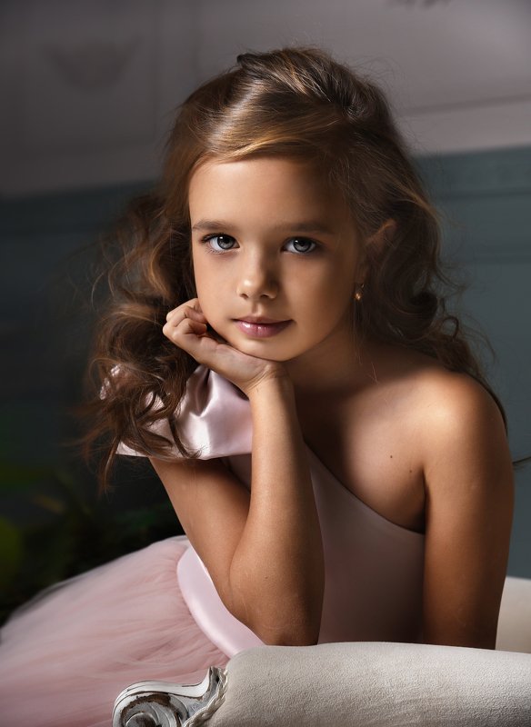 портрет, модель, студия, portrait, fashion, model, girl, child, childportrait, детская фотография, красивая девочка, модель Портрет фото превью