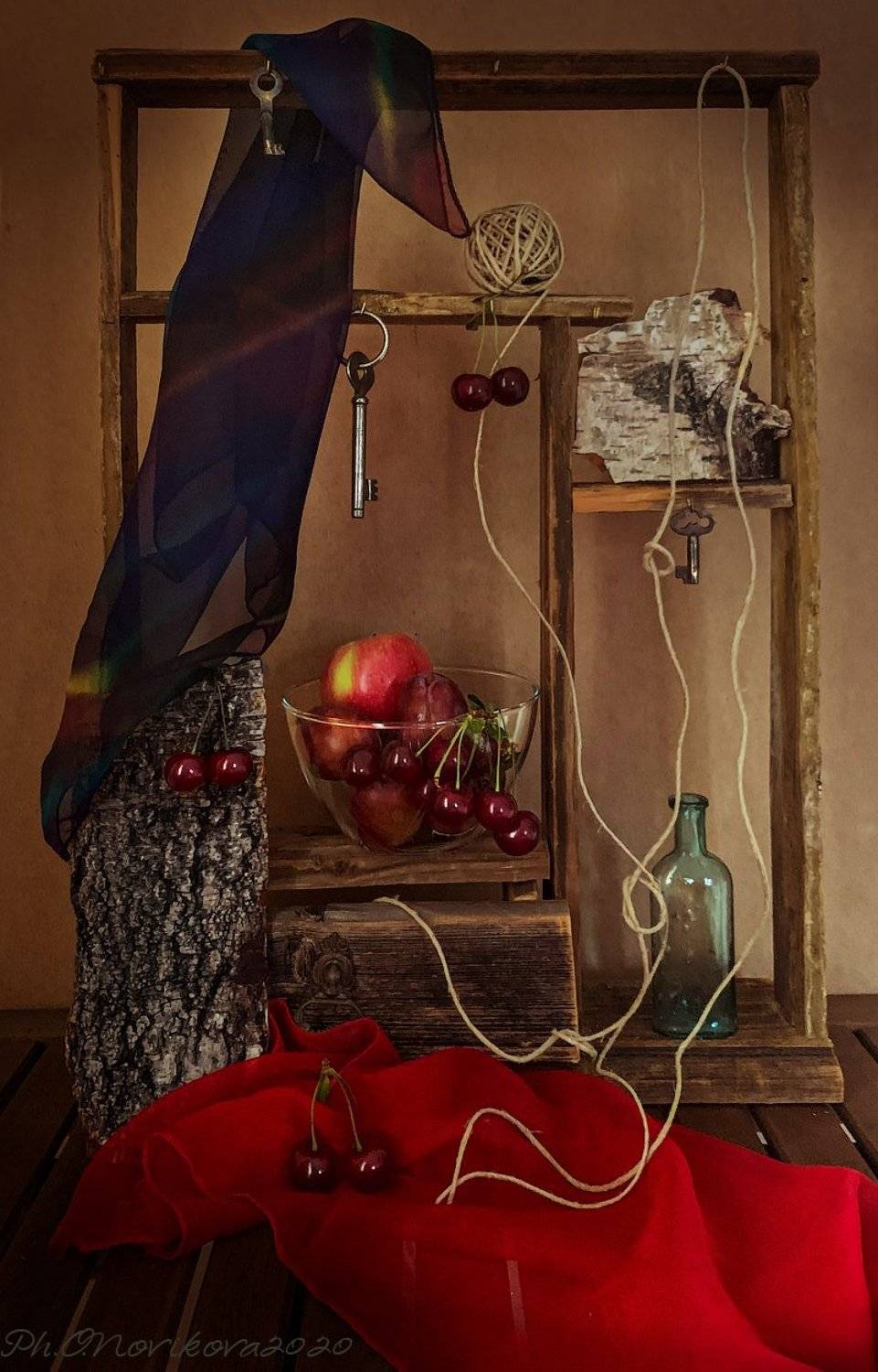 полка,ключи,вишня,пузырёк,платок, Ольга Новикова