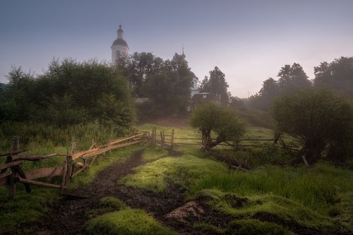 Утро на околице