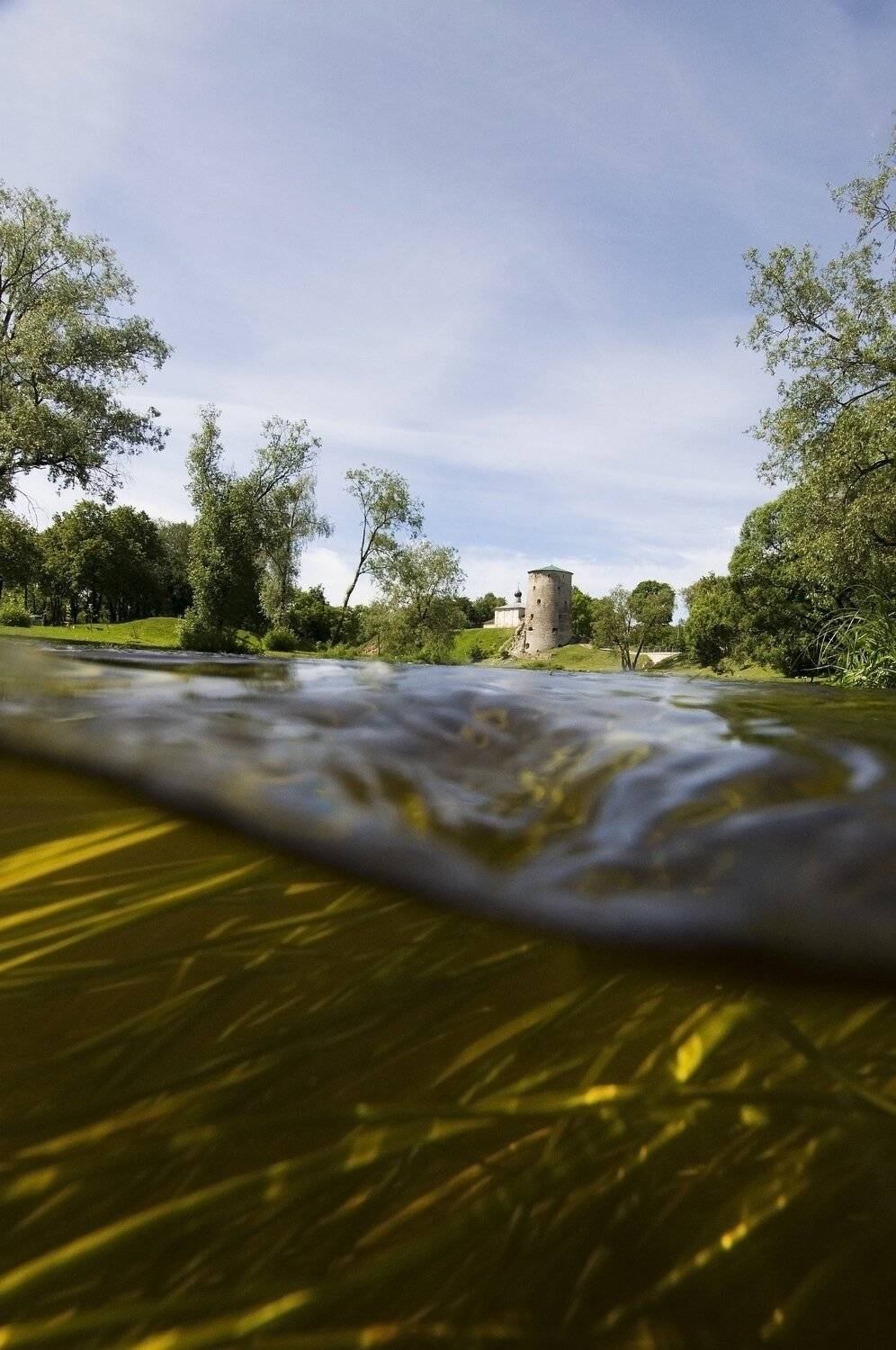 псков, гремячая башня, река пскова, пейзаж, подводная съёмка., Юрий Яковлев