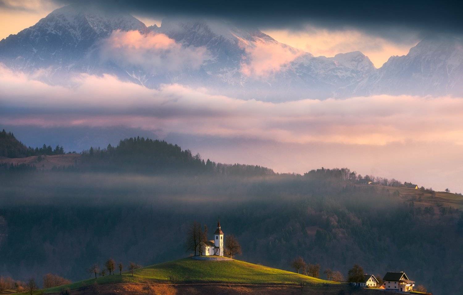 горы, церковь, облака, Cтанислав Малых