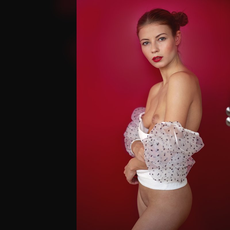 V фото превью