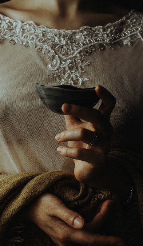 свадьба, свадебное фото, невеста, женский портрет, руки Невеста фото превью