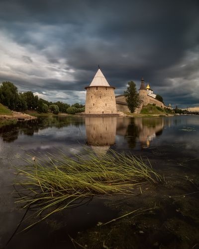 Кром перед грозой