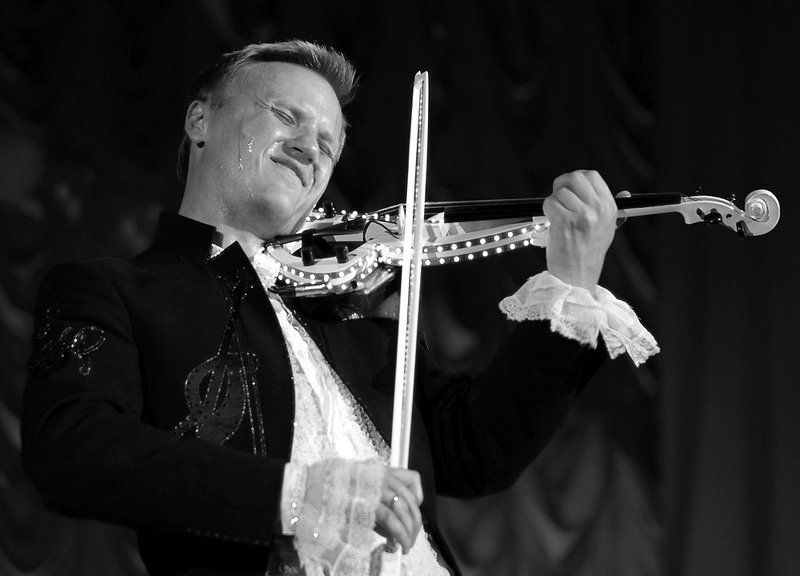 Ох тяжёлая это работа... фото превью