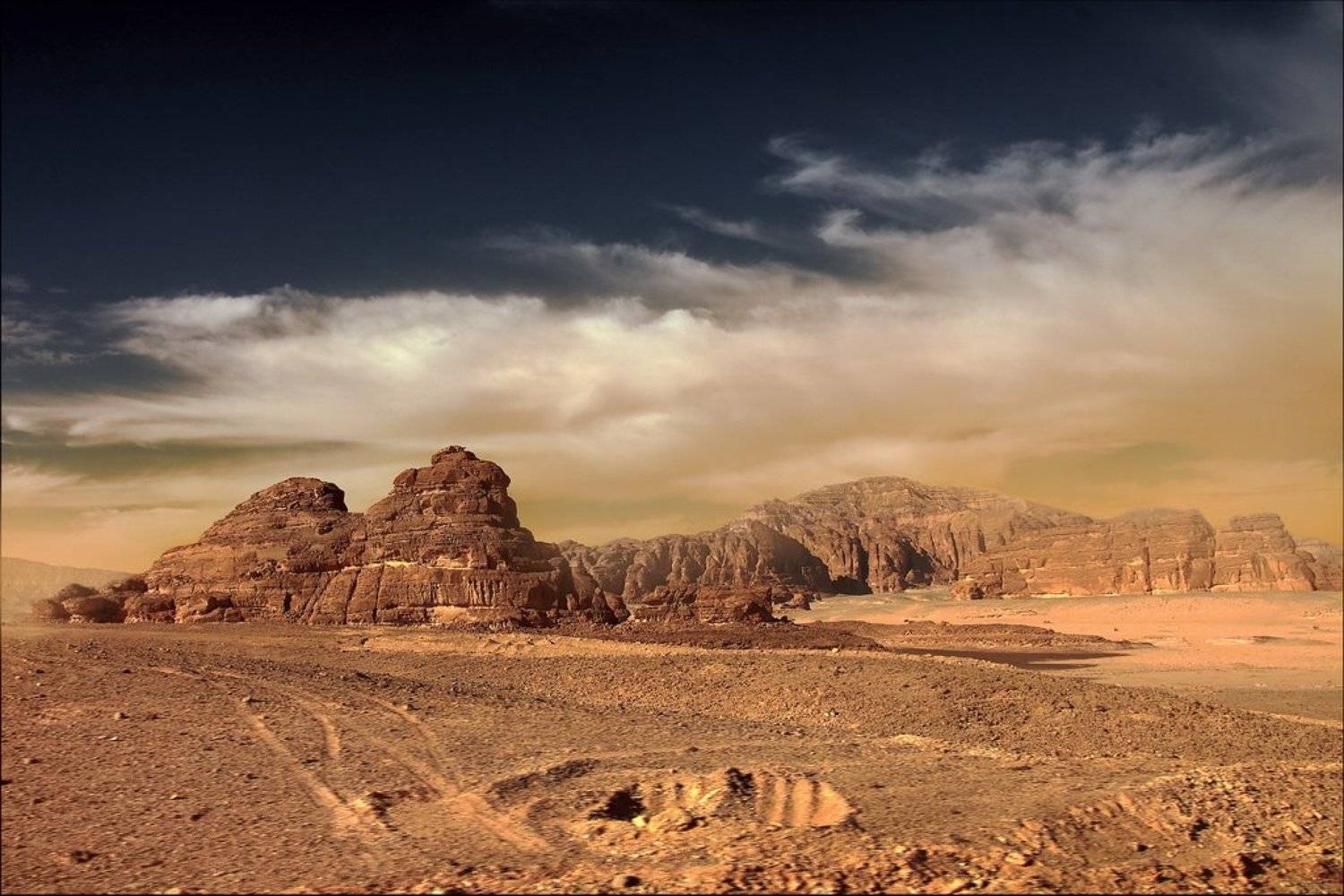 , Аркадий Усиков