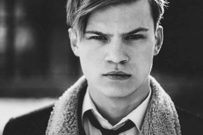 Портреты Антона фото превью