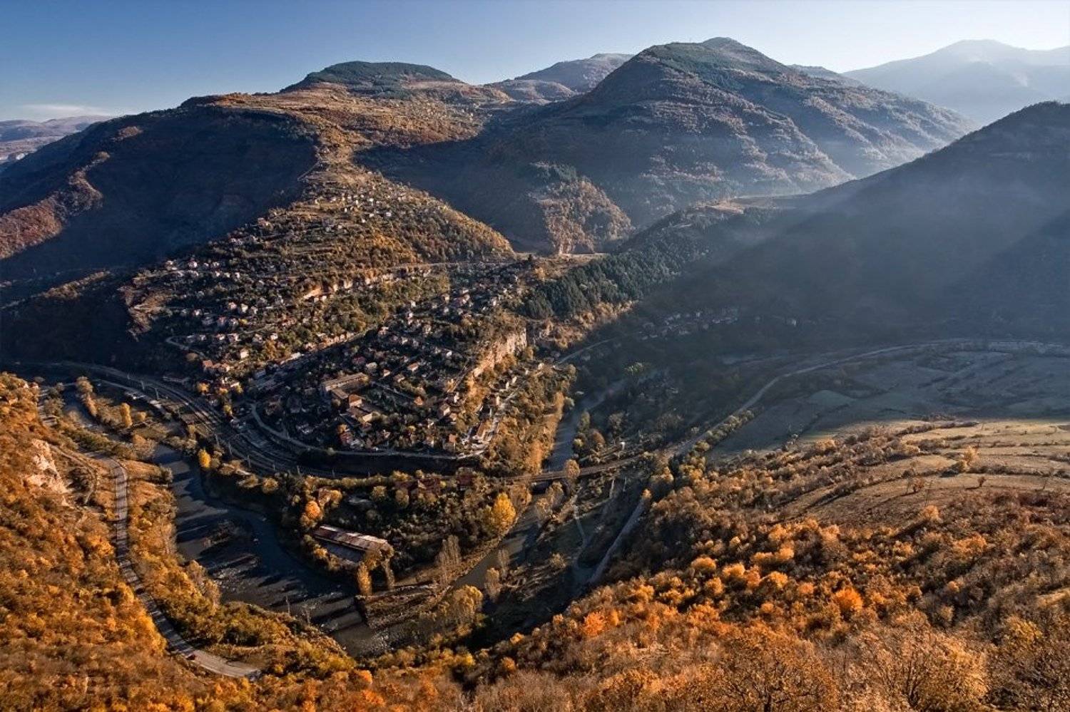 , Светозар Кръстев