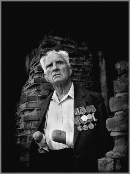 , Костянтин Бобрищев