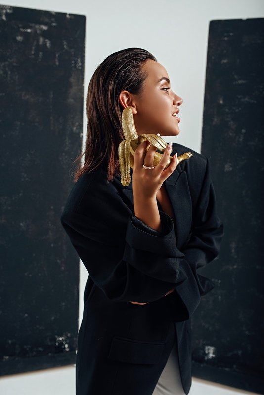 портрет девушка Lila фото превью