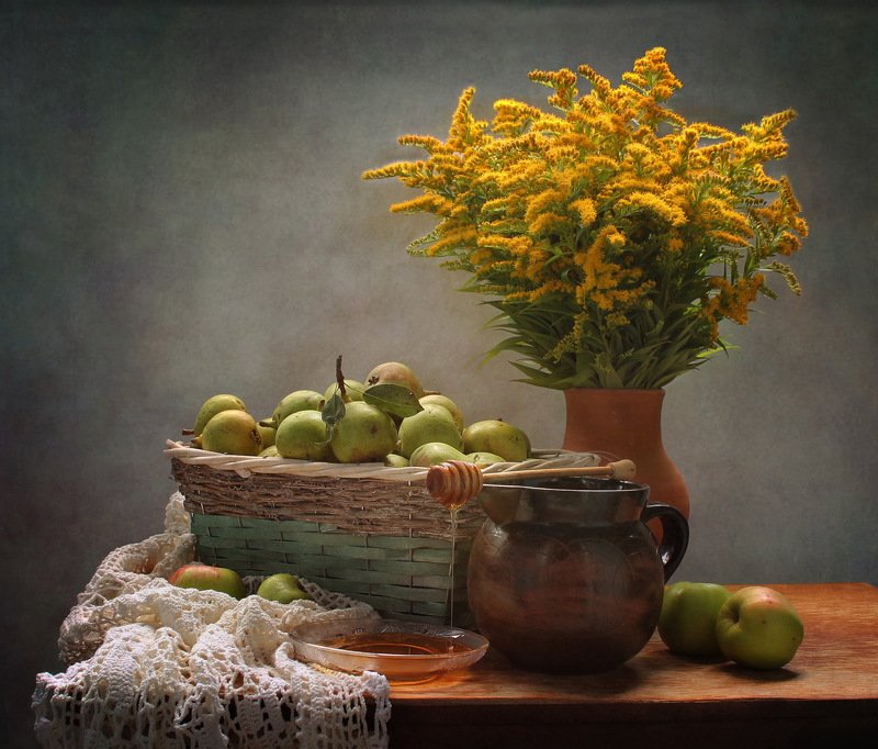 лето, август, натюрморт. цветы, корзина, груши, мед Медовый Спас фото превью