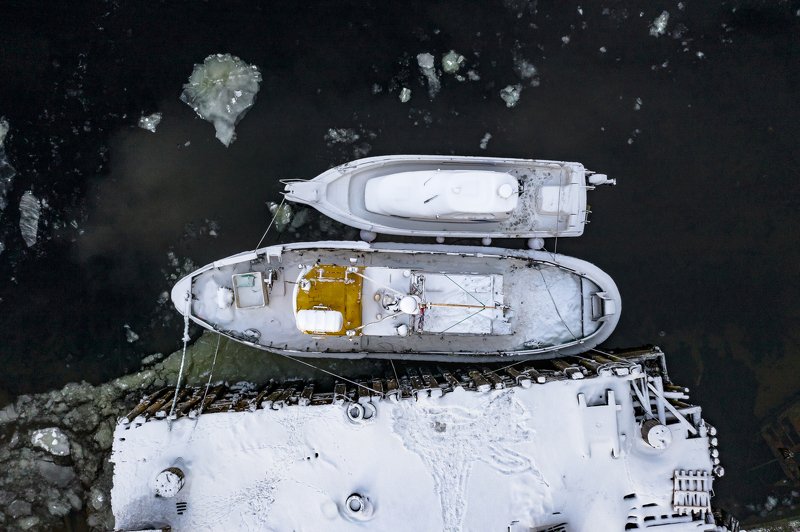 tundra; transportation; graveyard of ships; cloudy sky; tourism; beautiful; russian; outdoor; scenery; peninsula; barents; ocean; background; arctic circle; arctic ocean; bay; kola; northern; fishing boat; aurora; russia; ship; landscape; kola peninsula;   фото превью