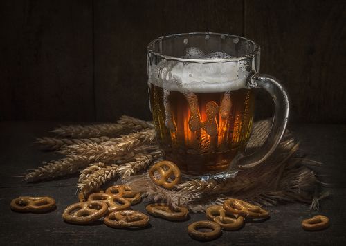 С крендельками...