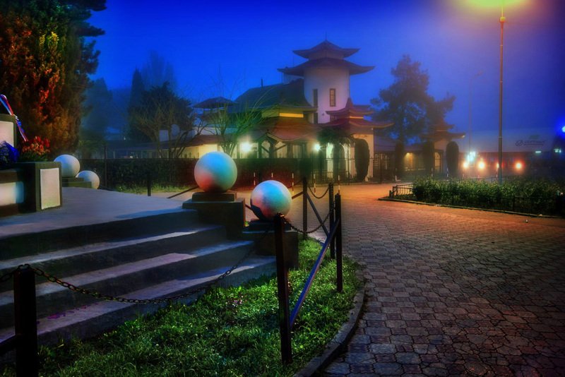 крым, пейзаж, китайский-дворец, китай -город, алушта Туманная Китайская кухня на пляже Крыма фото превью