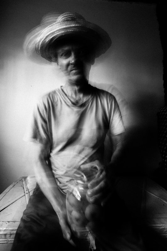 Концепт,Черно белое  фото превью