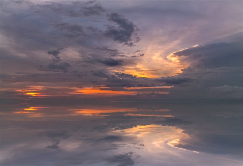 Притяжение отражения фото превью