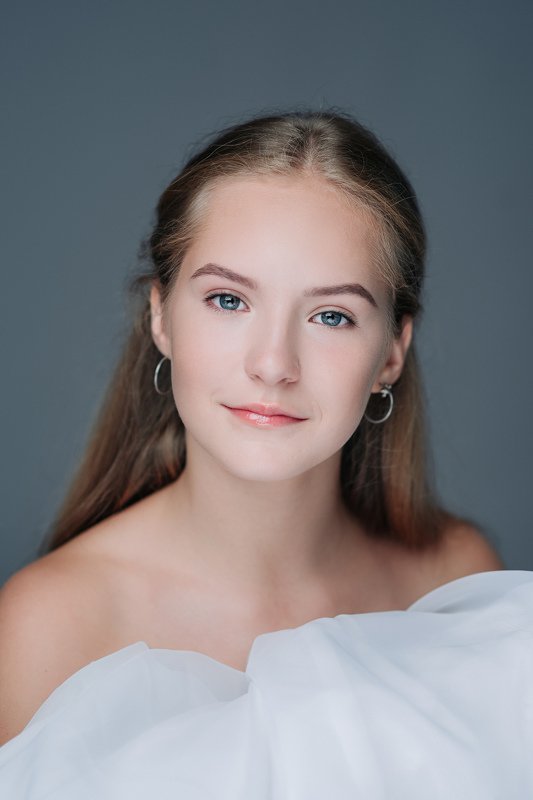 Полина фото превью