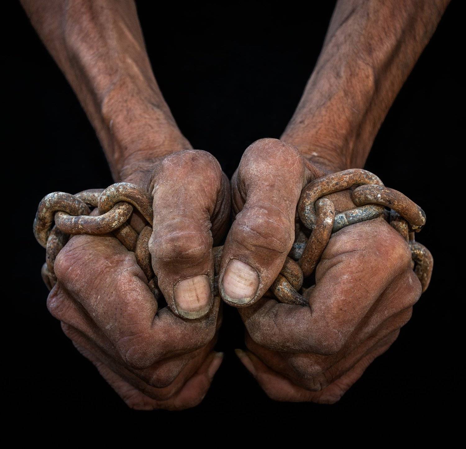 #Portrait #hands #human #people #chain #close-up, Mehdi Zavvar