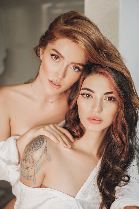 душ вода ванная ванна мокрые волосы мокрая девушка девушка в воде, две девушки, nude, ню Юлия и Анастасия фото превью