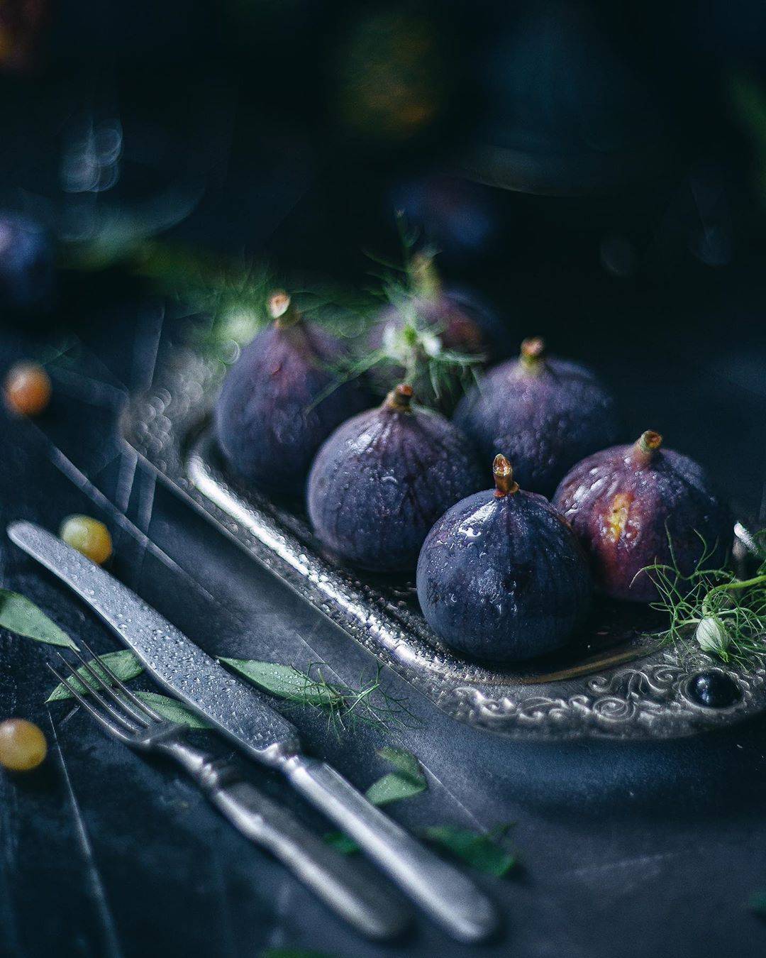 натюрморт, инжир, темный ключ, фиолетовый, Анастасия Зубкова
