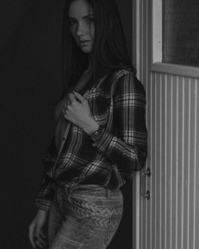 Jeanne фото превью