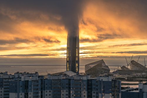 Подпирая небо