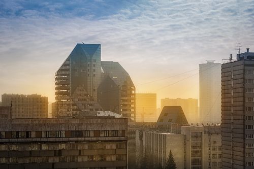 Туманное утро на Юго-Западе Москыв
