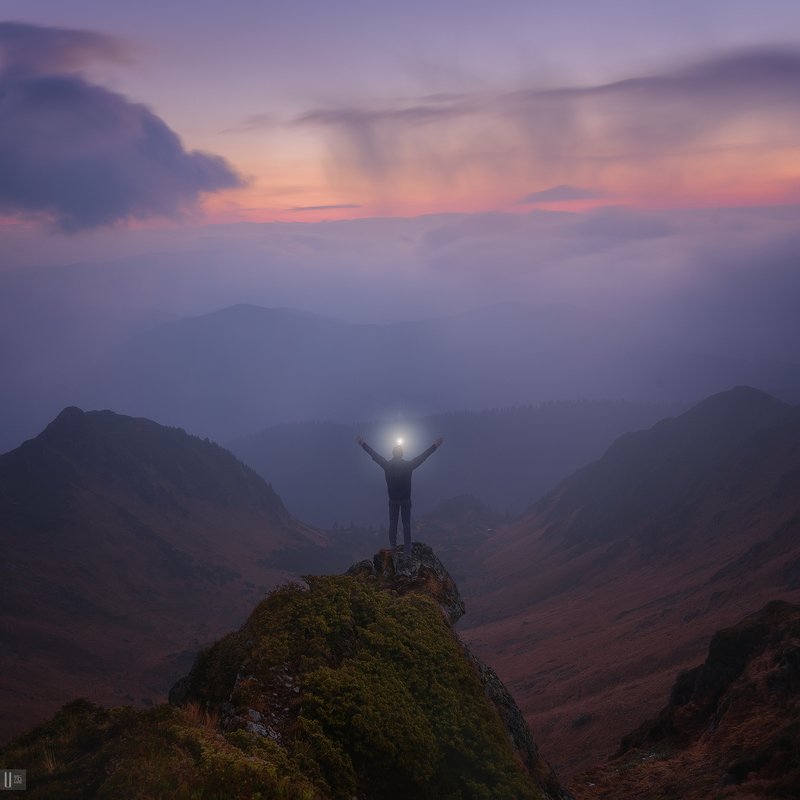 uranus235, nightphotoua, украина, карпаты, мармаросы, осень, горы, холмы, камни, валуны, кулуар, трава, кусты, облака, небо, звезда, рассвет, туман, дымка, Зов горы фото превью