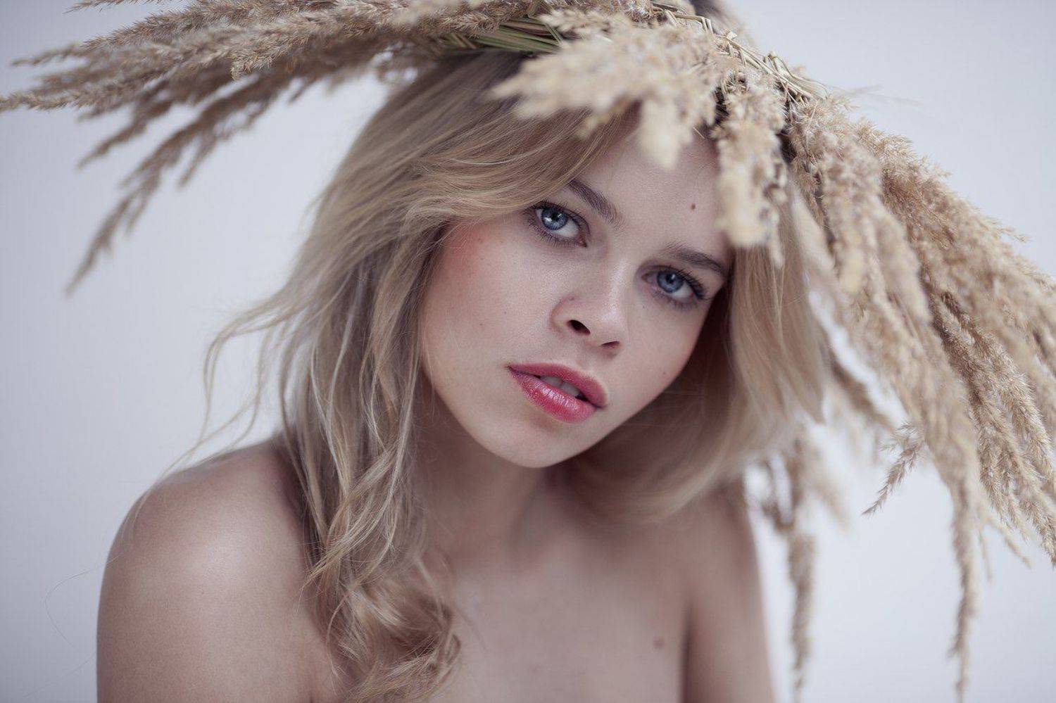 , Настя Ладыженская