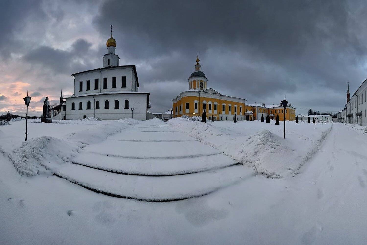 , Максим Евдокимов