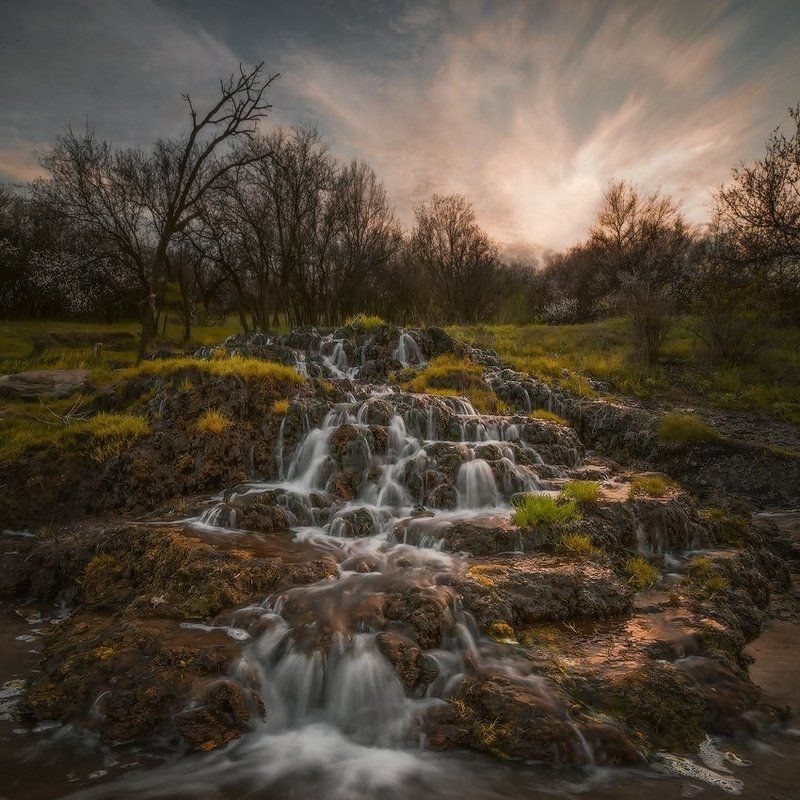 Под холмом звенит ручей... фото превью