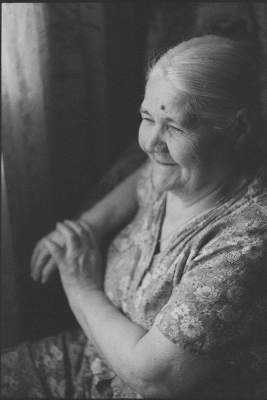 пленка,  rollei retro 100 , черно-белая фотография, черно-белое фото, портрет, фото вдвоем, foto-vdvoem Старость - радость! фото превью