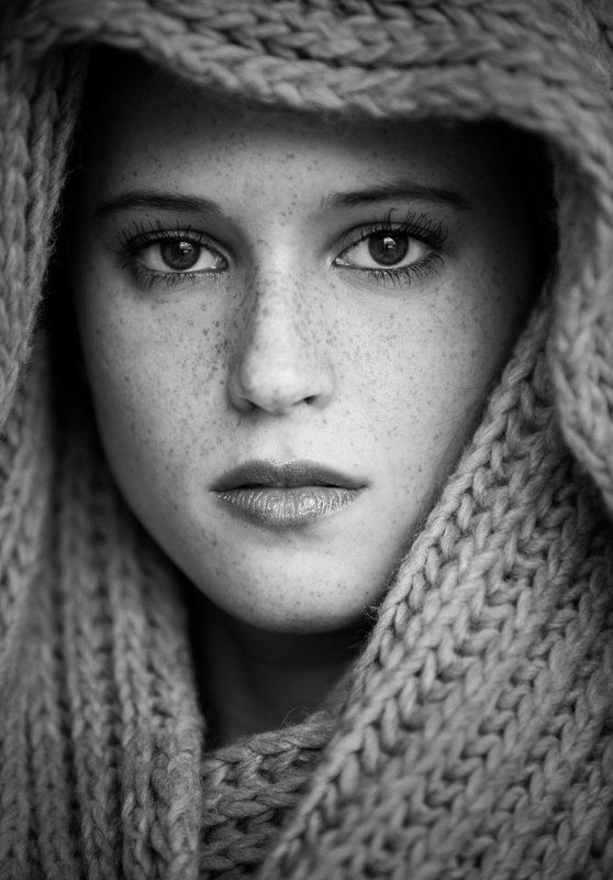 in her eyes фото превью