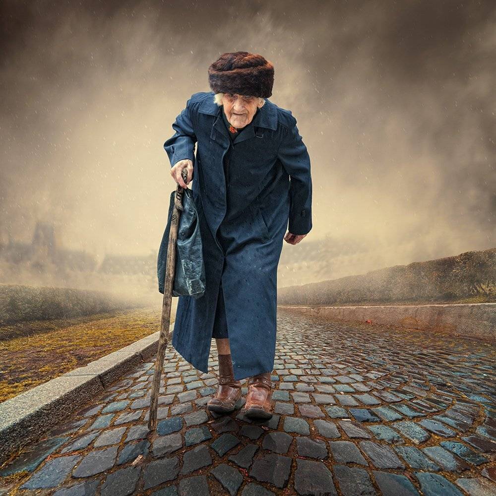 mist, fog, cold, night, old, woman, dark, crow, manipulation, photoshop, avatar, psd, cementary, tutorials, Caras Ionut