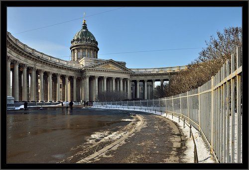 Цветная мартовская питерская открытка про Казанский собор