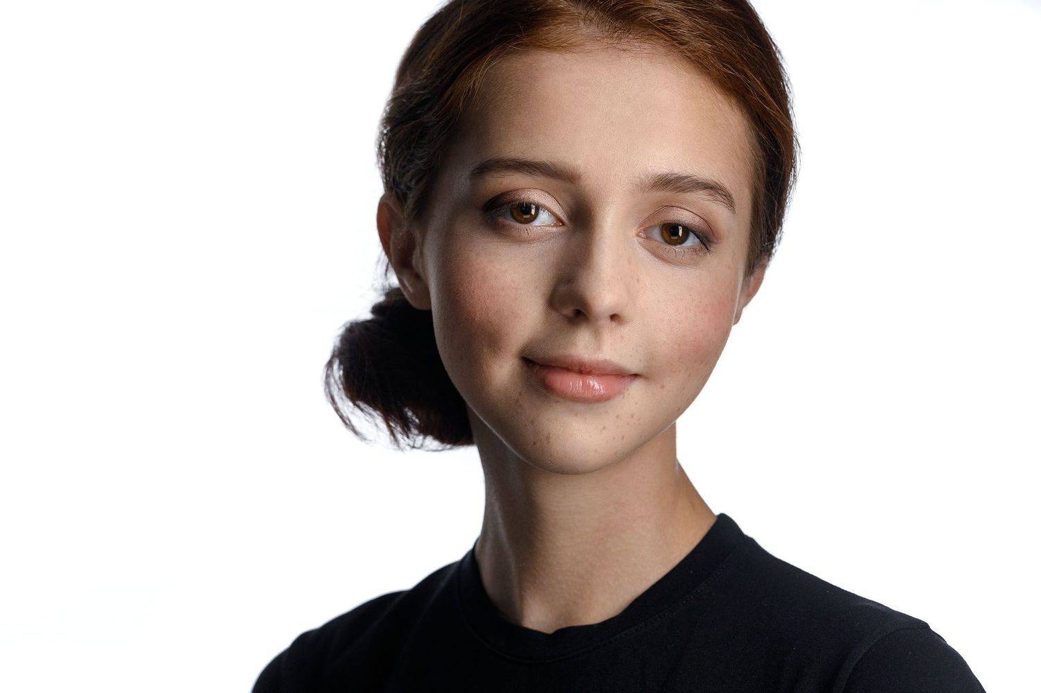 portrait, headshot, studio, girl, close-up, canon, 100mm, Aleksandr Balakin