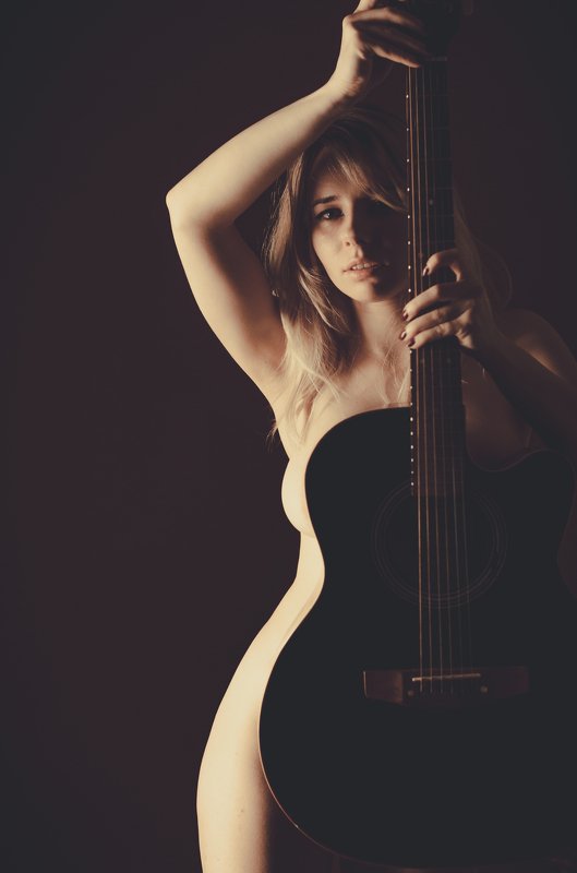 gitar bodyline music nude nikon Shape of music фото превью