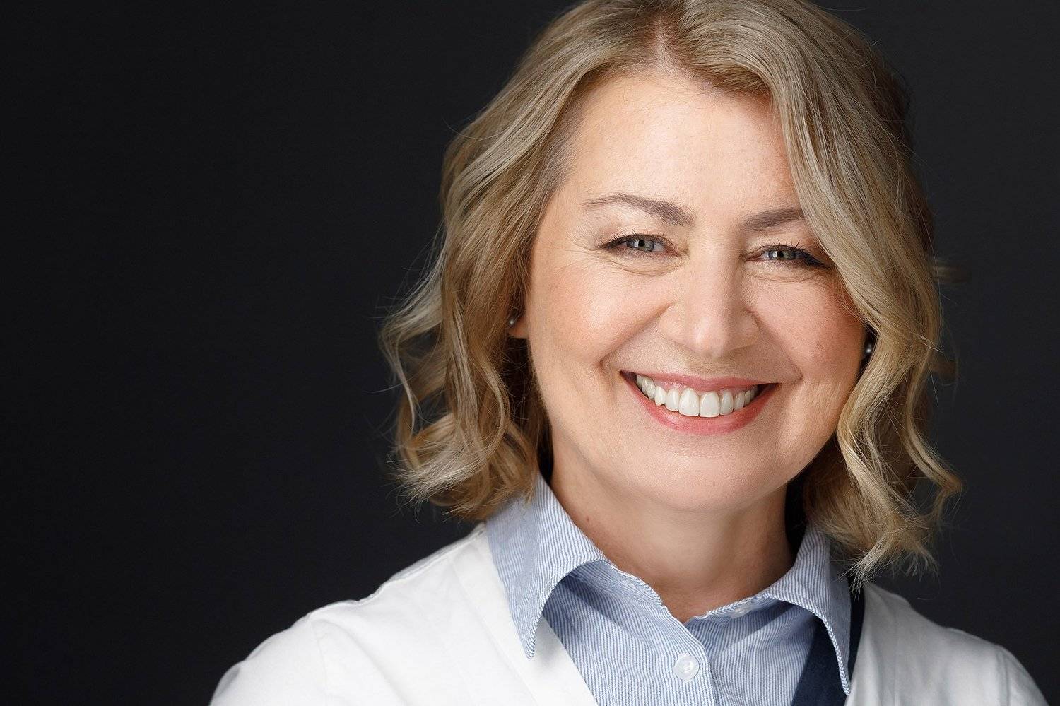 portrait, headshot, studio, girl, close-up, canon, 100mm, Aleksandr Balakin