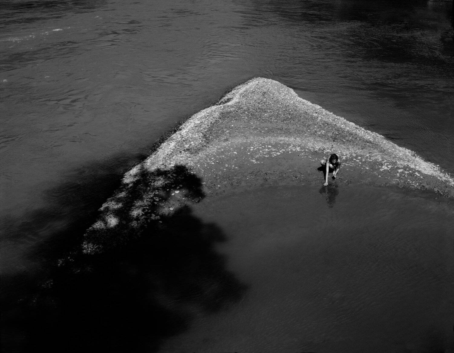 река, остров, обитаемый, необитаемый, человек, голый, подросток, отмель, тот кто живет в пруду, течение, Дмитрий Ткаченко