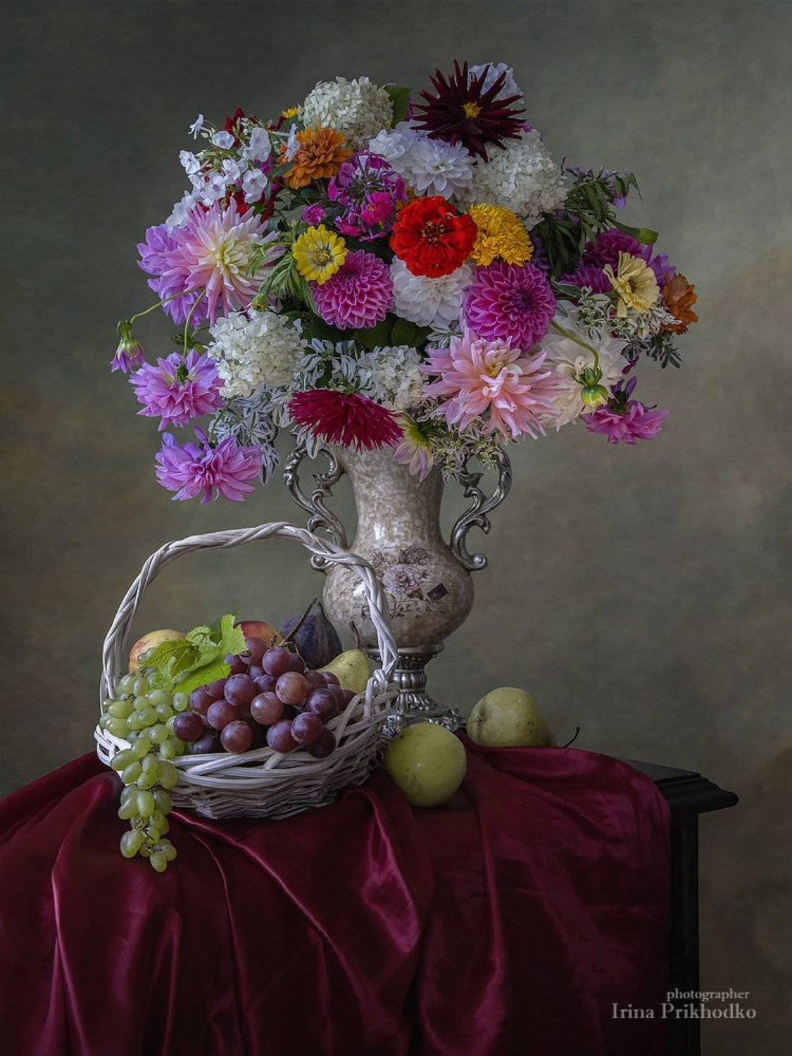 натюрморт, лето, август, фрукты, цветы, букеты, винтажный, художественное фото, Ирина Приходько