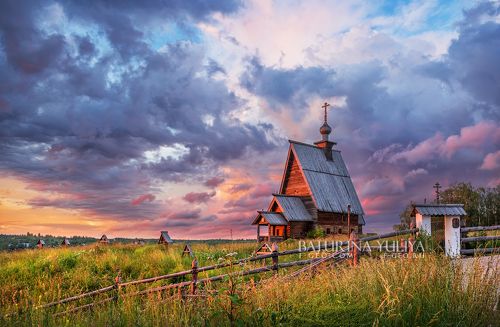 Воскресенский храм
