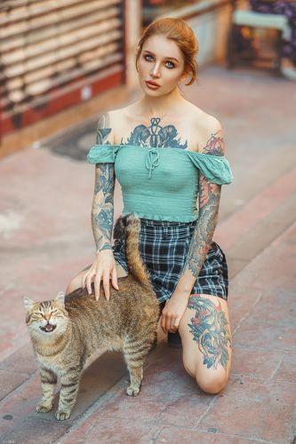 алёна и кошка