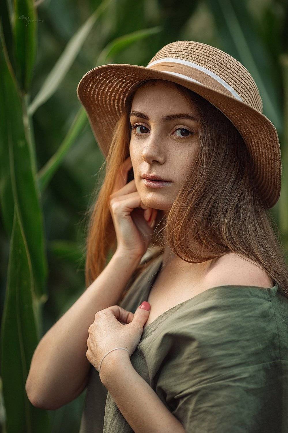 , Элина Гаманова