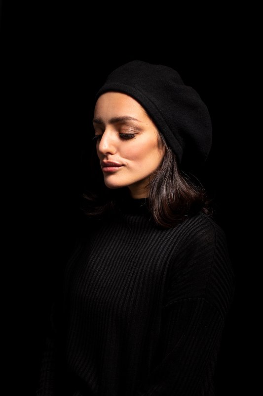 портрет студия настроение фото превью