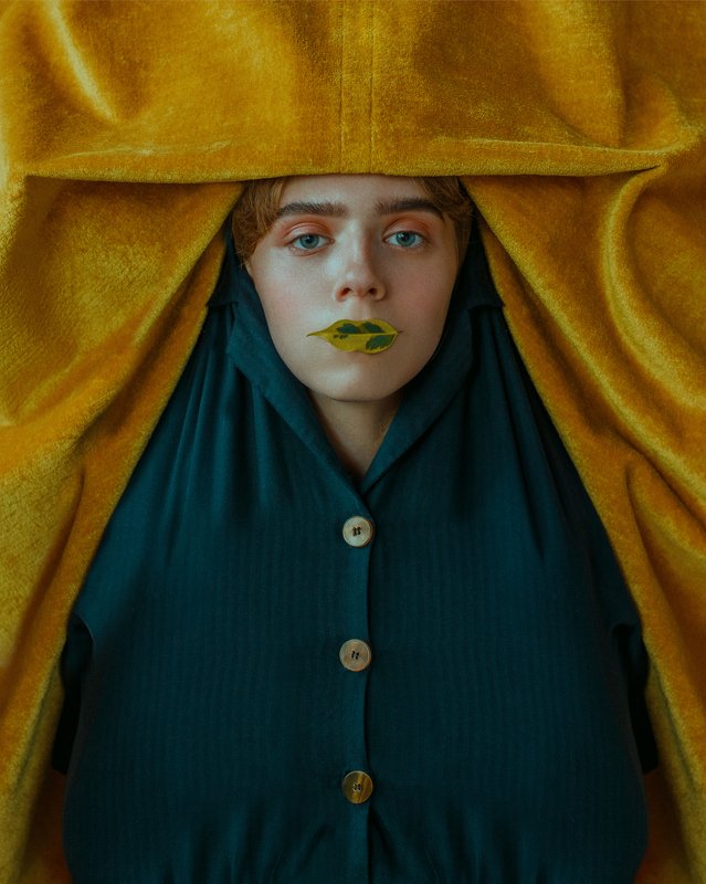 portrait, портрет, girl, brunette, portraiture, indoor, февраль, ламповый, retouch, ретушь, цвет, cinematic,цветок, mimesys, form, тёплый, fineart, beauty,sweet, warm, мимикрия yellow Alexandra фото превью