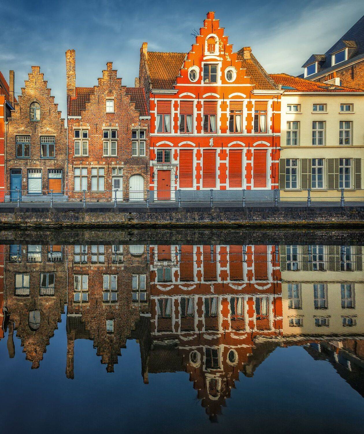 дома, канал, Александр Безмолитвенный