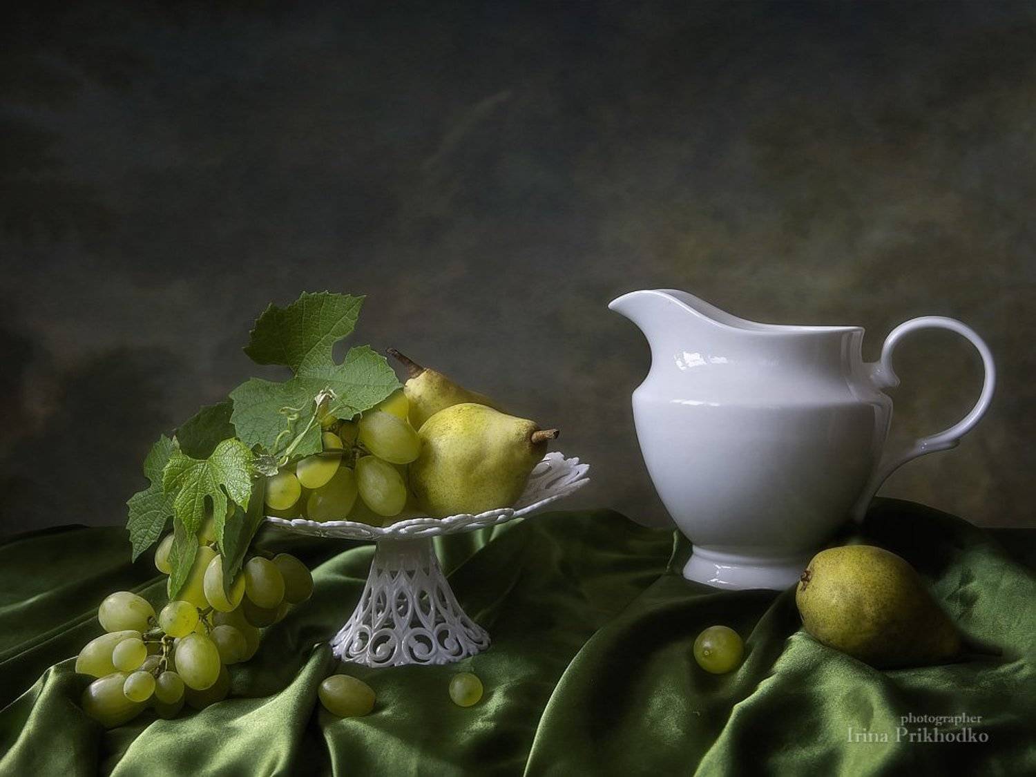 натюрморт, фрукты, сезон, винтажный, художественное фото, фарфоровый кувшин, Ирина Приходько