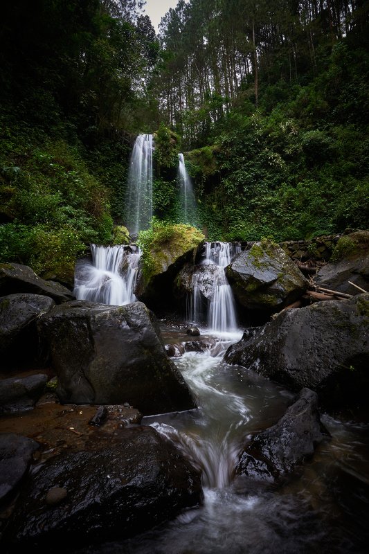 Kedung Kayang Waterfall фото превью