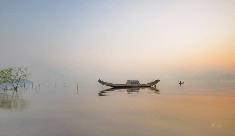 Sunrise on the lagoon фото превью