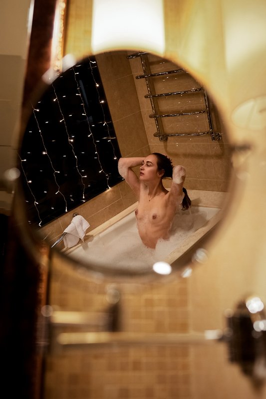 bathroom, berlin, germany, water, nude, sexy, girl, woman, ню, девушка, портрет, ванна New Year\'s Eve фото превью